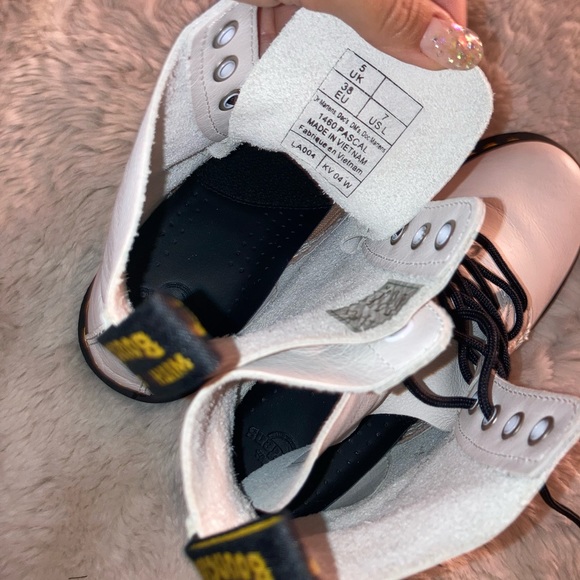 Dr Martens 1460 Women's Pascal Virginia Leather Boots - Picture 6 of 8